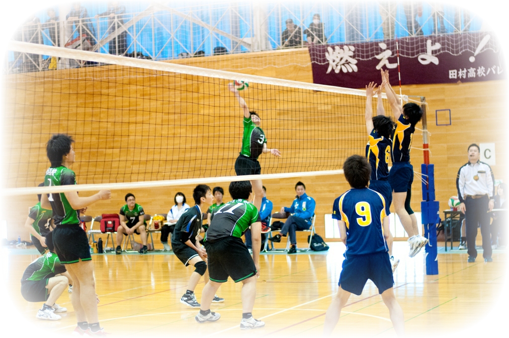 http://www2.shoshi.ed.jp/club/2013.03.03_volleyball_men.jpg