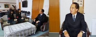 http://www2.shoshi.ed.jp/news/2013.03.11_interview_with_principal.JPG