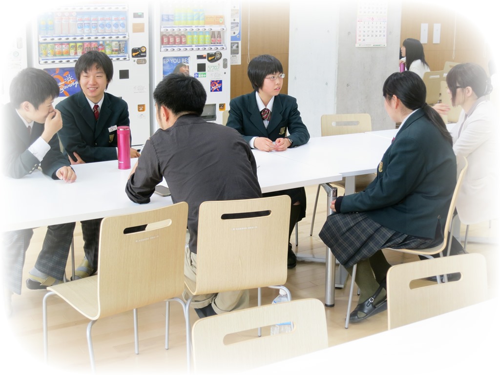 http://www2.shoshi.ed.jp/news/2014.05.20_jason%27s_english_cafe.jpg