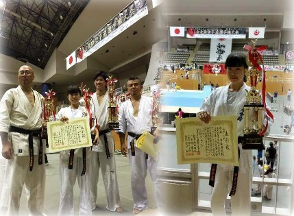 http://www2.shoshi.ed.jp/news/2016.10.12_kyokusin_karate.jpg